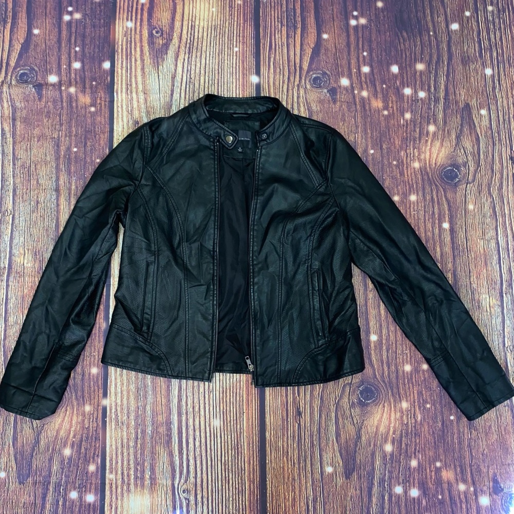 Women’s The Limited jacket. Size Medium